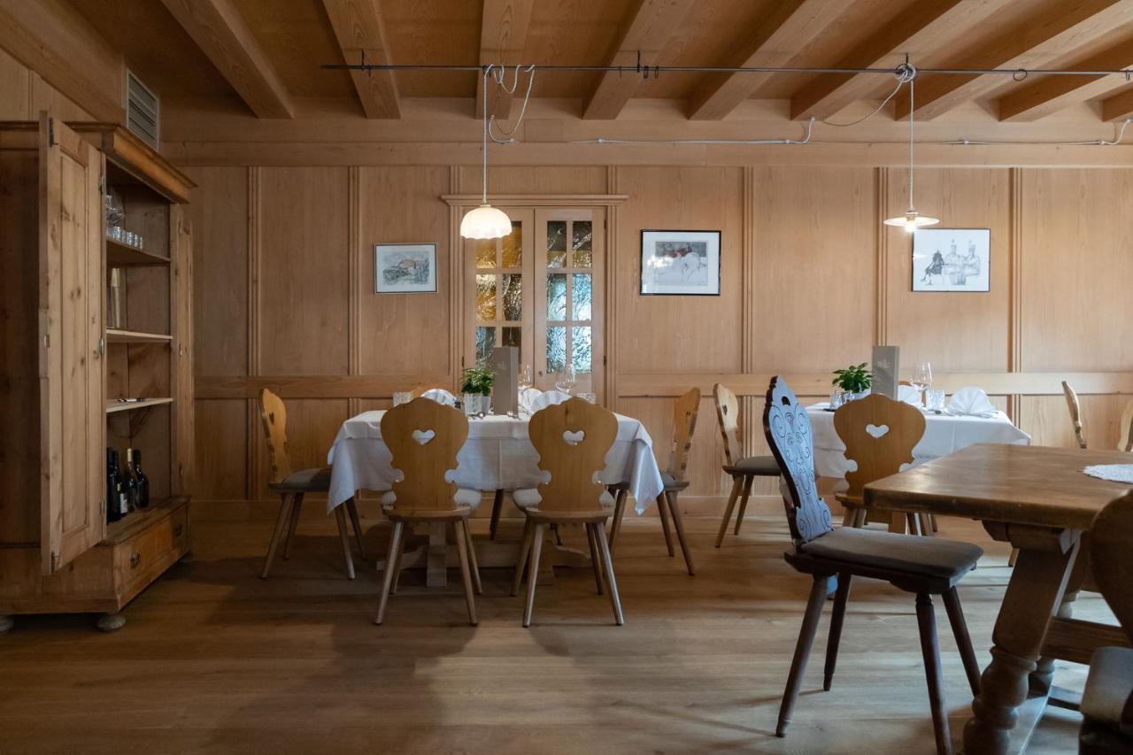 Hotel Teutschhaus Cortina Sulla Strada del Vino Exterior foto